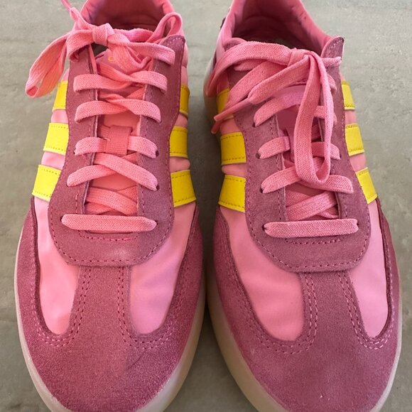 Women's Adidas Pink Sneakers - Picture 4 of 5